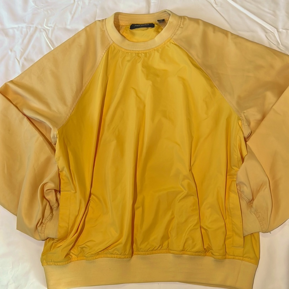 Greg Norman men’s golf pull over
